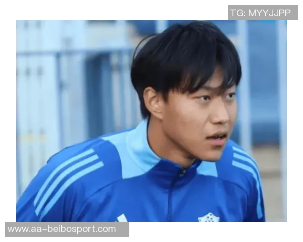 山东U20队表现出色杜月徵险些破门上半场战平上海U20队0比0 山东U20队表现出色杜月徵险些破门上半场战平上海U20队0比0