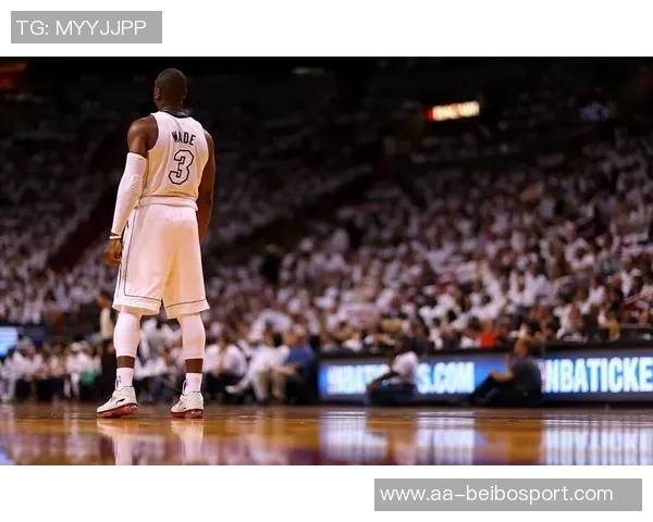 热火辉煌20年韦德重温夺冠瞬间感慨这是我的地盘与球迷共庆荣耀时刻