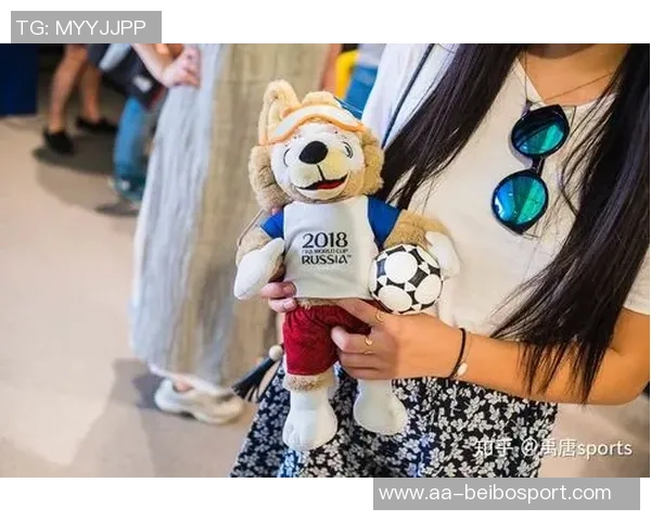 扎霍球迷向球场投掷毛绒玩具捐赠患病儿童荣获FIFA球迷奖