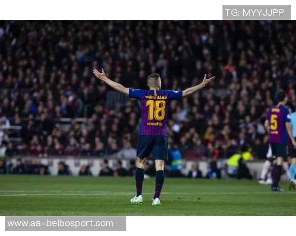 罗贝托与阿尔巴合影留念感慨岁月流逝祝福未来一切顺利 罗贝托与阿尔巴合影留念感慨岁月流逝祝福未来一切顺利