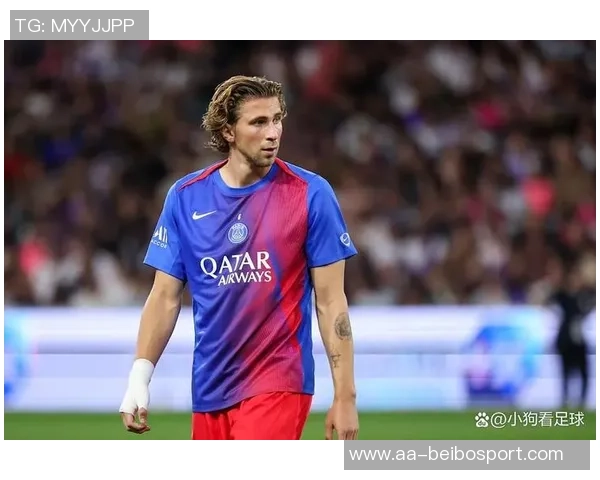 朗斯力压巴黎暂居法甲榜首队报预测其有望争冠